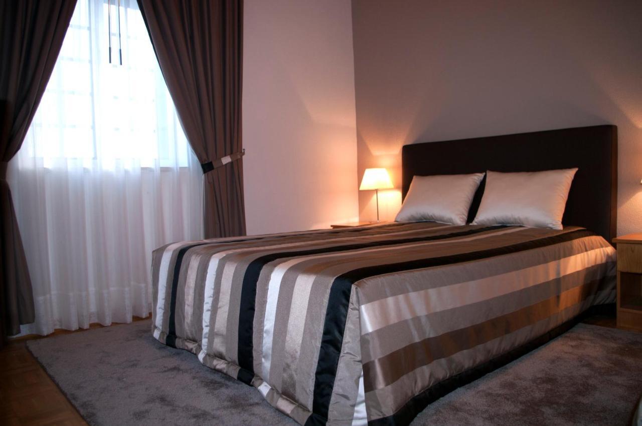 Hotel O Encontro Sendim  Rom bilde